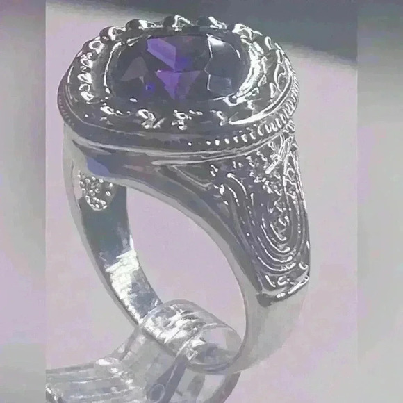 AMETHYST SIMULATED SET IN STERLING SILVER - Picture 5 of 7